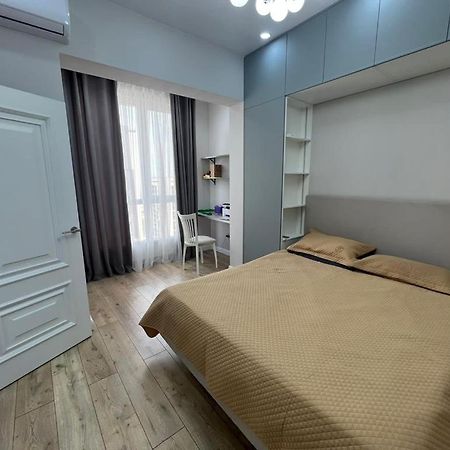 Apartamento Business Almatý Exterior foto