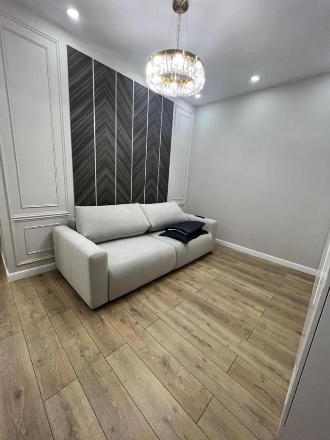 Apartamento Business Almatý Exterior foto